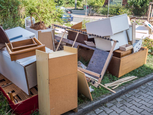 Best Garage Cleanout  in Ovid, MI